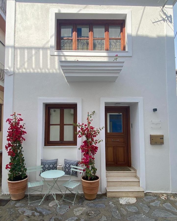 Olea White Villa Skiathos Town Bagian luar foto