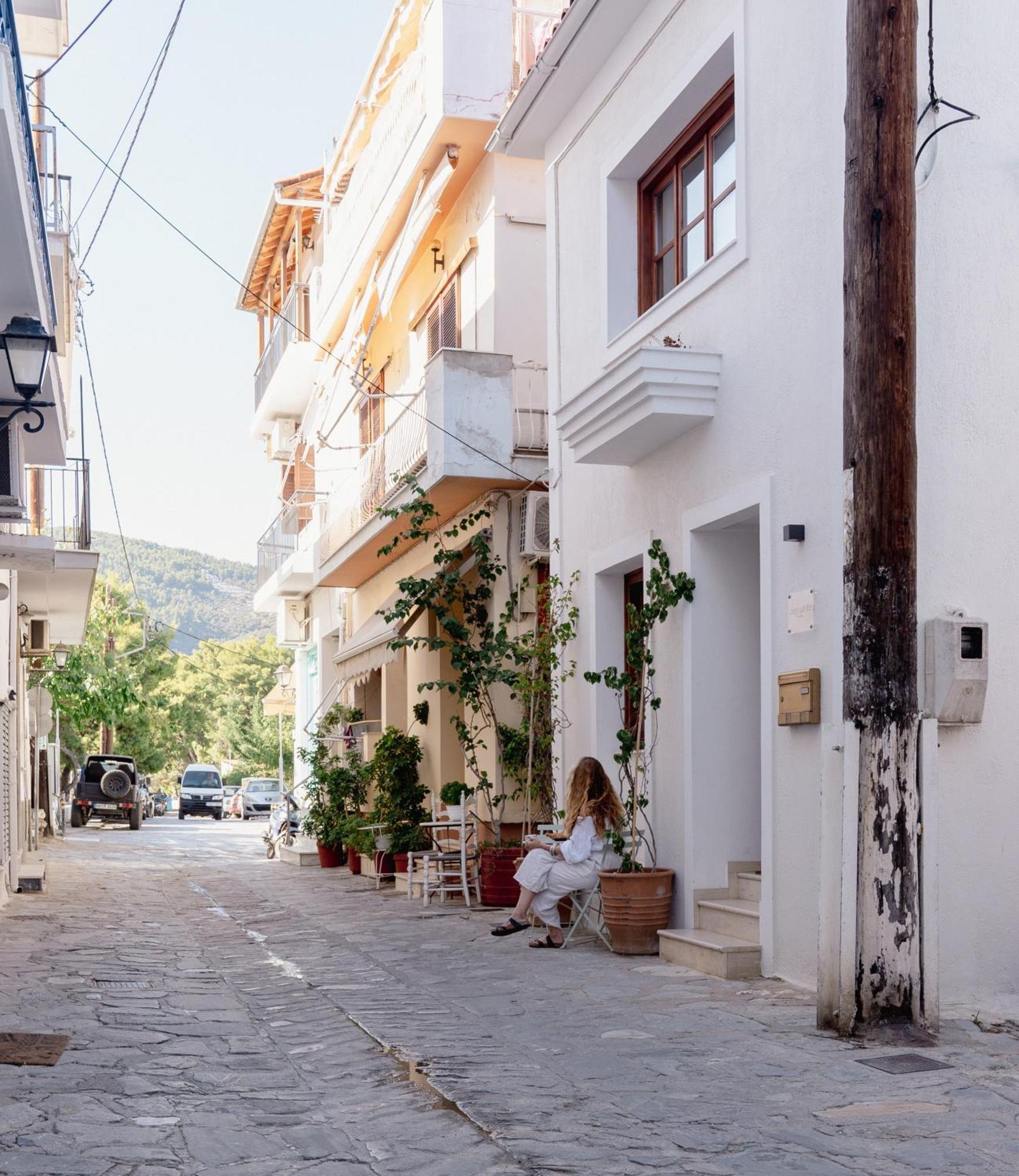 Olea White Villa Skiathos Town Bagian luar foto